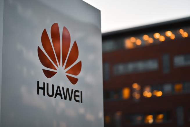 Huawei défie Apple en dévoilant un smartphone innovant le jour de la présentation des iPhone 16