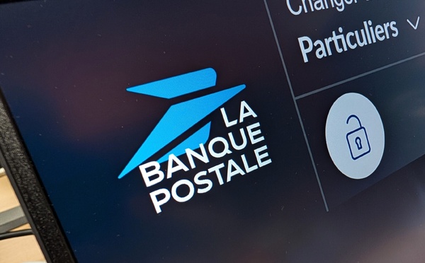 La banque postale déploie Apple Pay sur le réseau CB pour soutenir le « Pay in France »